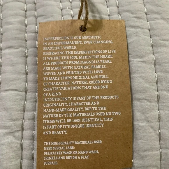 Magnolia Pearl Long Sleeve T with Heart Design - Picture 11 of 11